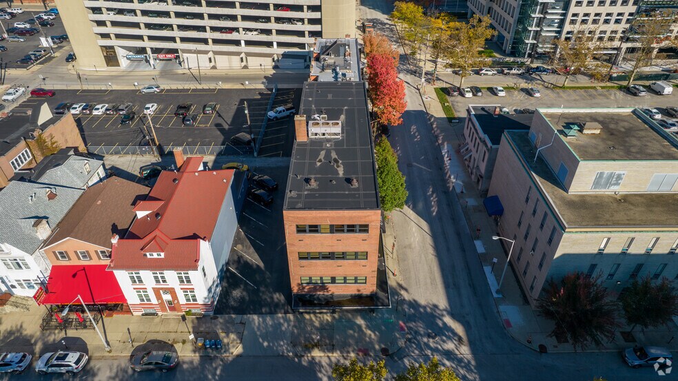 More Photos Of 81 S 5th St, Columbus Office For Sale