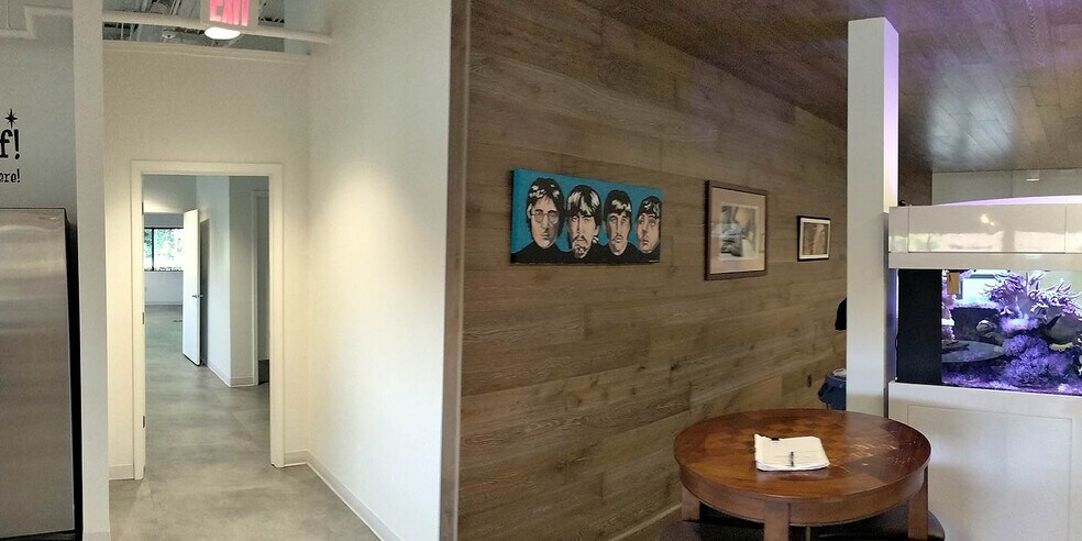 More Photos Of 421 Minuet Ln, Charlotte Office For Lease