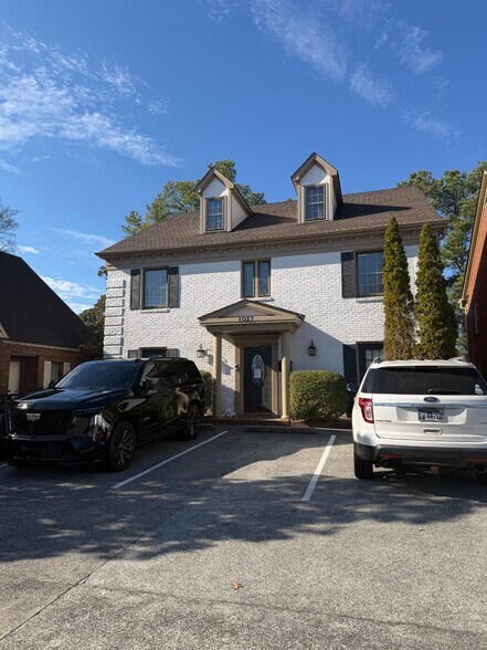 More Photos Of 1027 S Yates Rd, Memphis Office For Sale