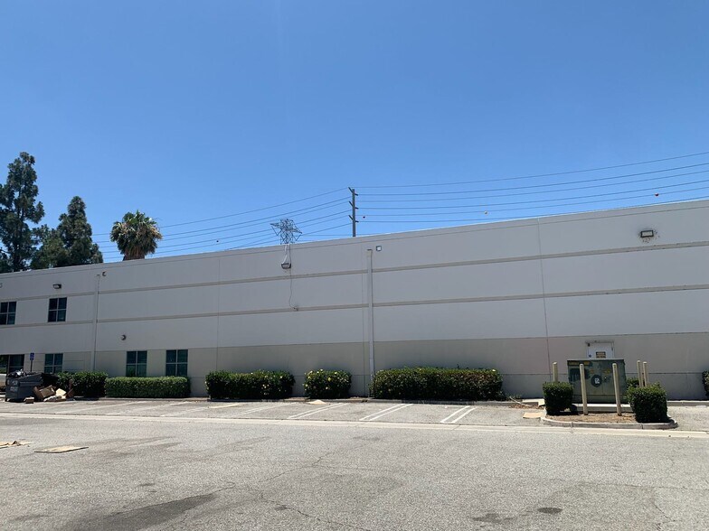 More Photos Of 12723 Schabarum Ave, Irwindale Warehouse For Lease