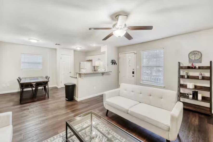 More Photos Of 4903 Merritt Cir, Austin Multifamily For Sale