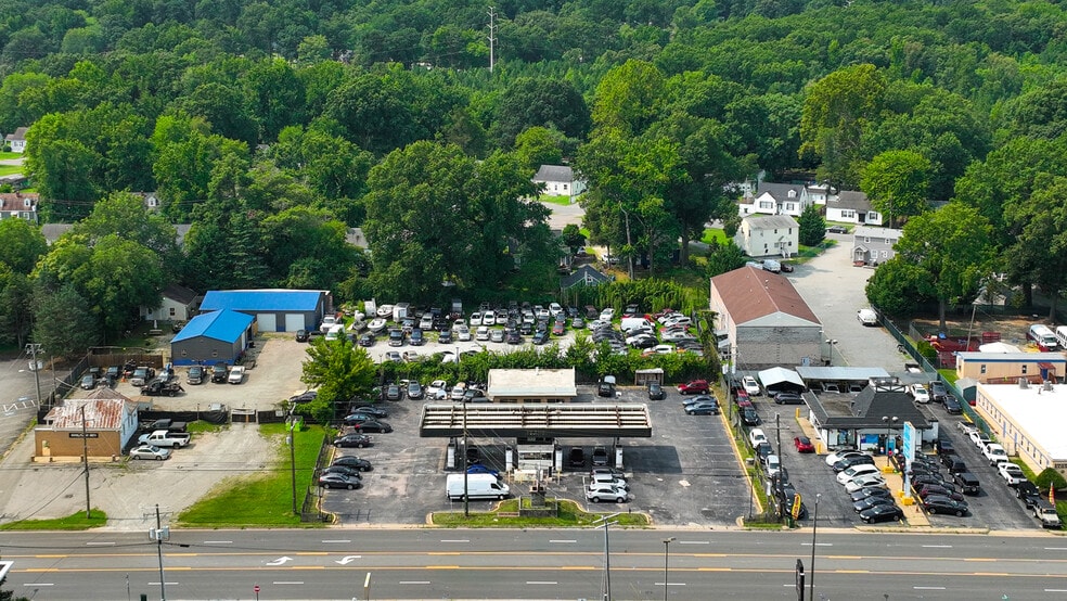 More Photos Of 150 E Belt Blvd, Richmond Service Station For Sale