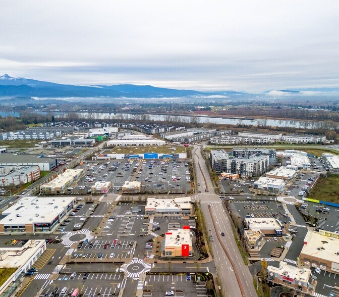 More Photos Of 879 Sherling Pl, Port Coquitlam Fast Food For Lease