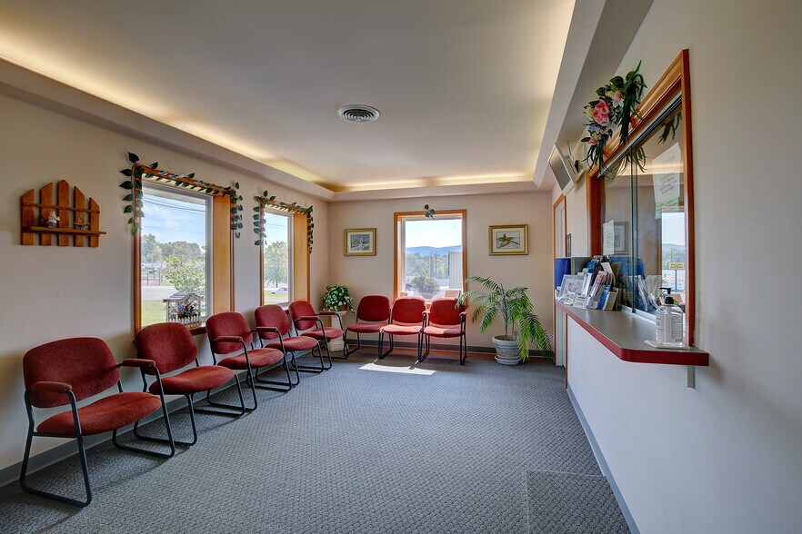 More Photos Of 1980 Pa-54 Hwy, Montgomery Office For Sale