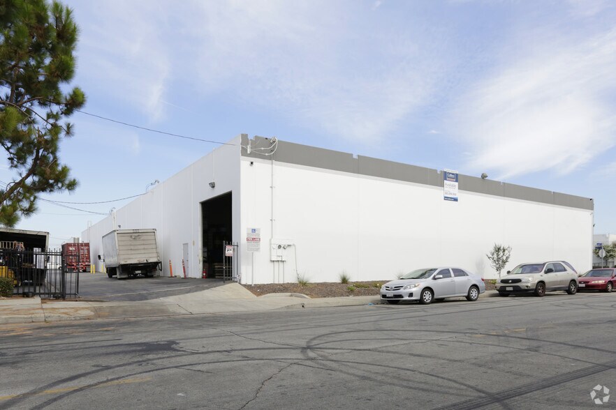 More Photos Of 7056-7110 Motz St, Paramount Warehouse For Lease