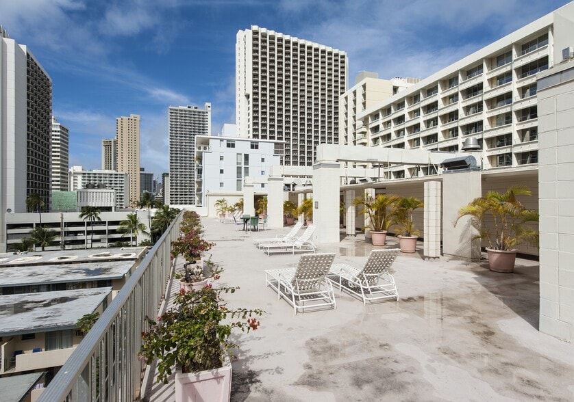 More Photos Of 2555 Cartwright Rd, Honolulu Hotel For Sale
