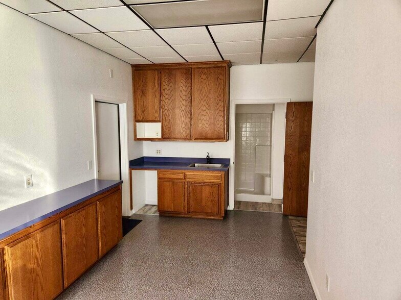 More Photos Of 7508 Morro Rd, Atascadero Office For Lease