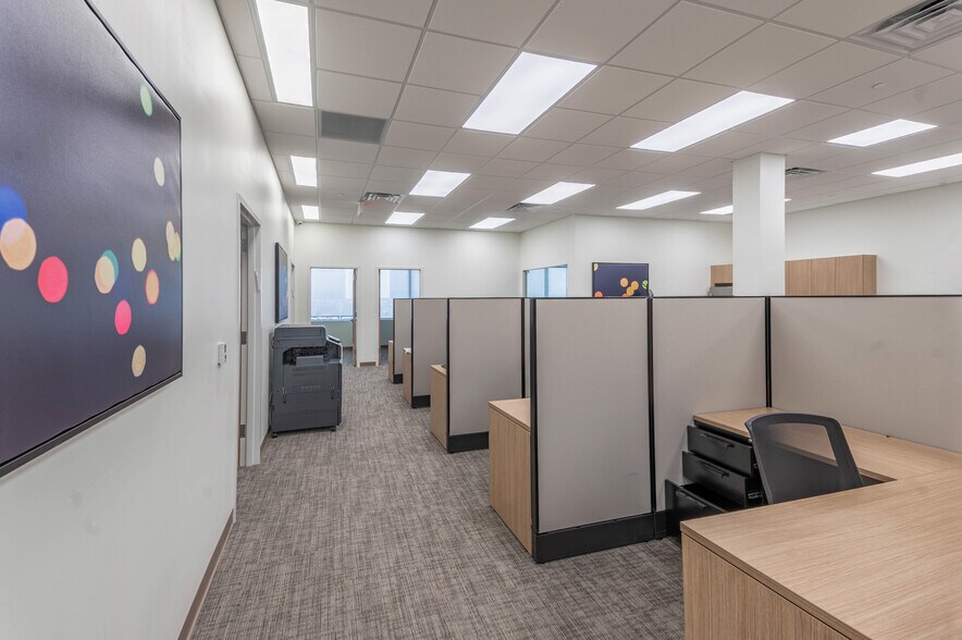 More Photos Of 2013 Cedarbridge Ave, Lakewood Office For Lease
