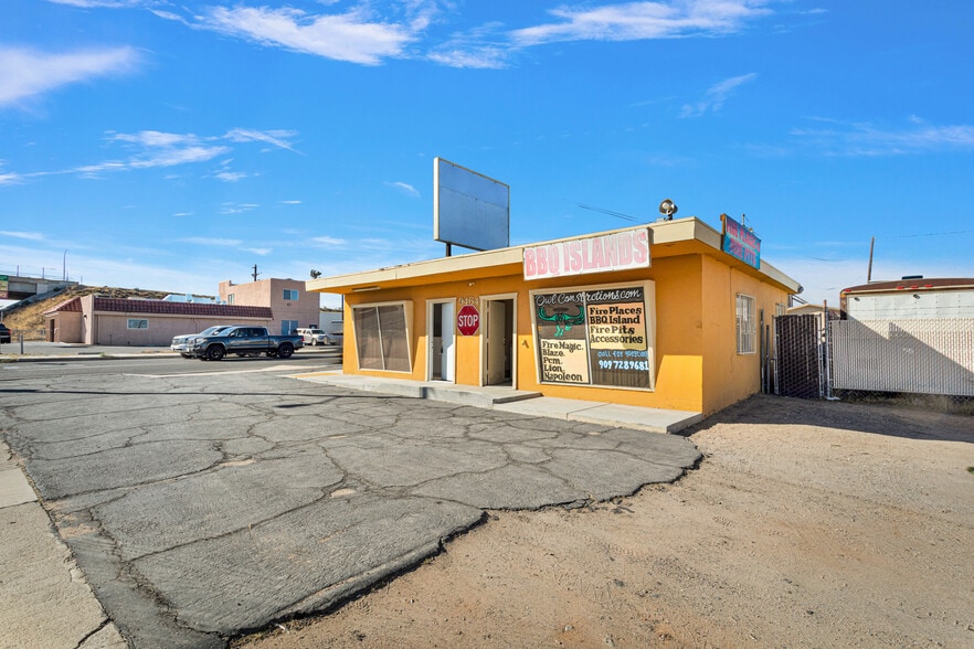 More Photos Of 9464 Hesperia Rd, Hesperia Freestanding For Sale