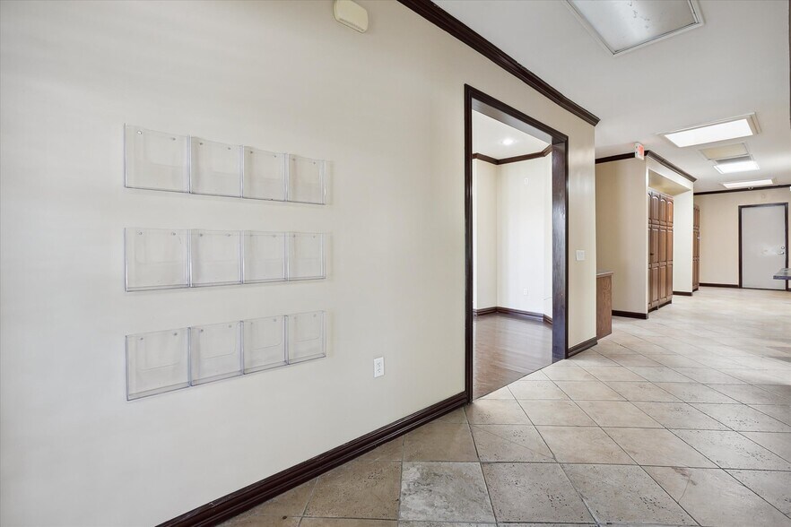 More Photos Of 3403 N Beach St, Fort Worth Medical For Lease