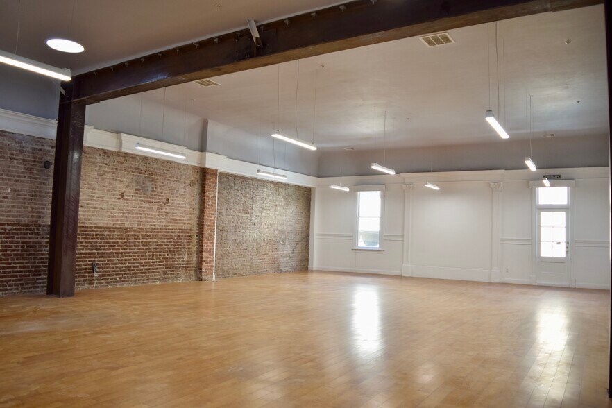 More Photos Of 113-119 S B St, San Mateo Office For Sale