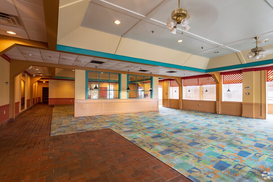 More Photos Of 1265 Mount Zion Rd, Morrow Restaurant For Sale