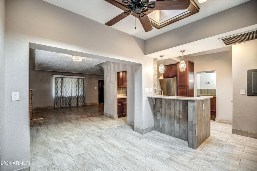 More Photos Of 2538 N 52nd St, Phoenix Multifamily For Sale