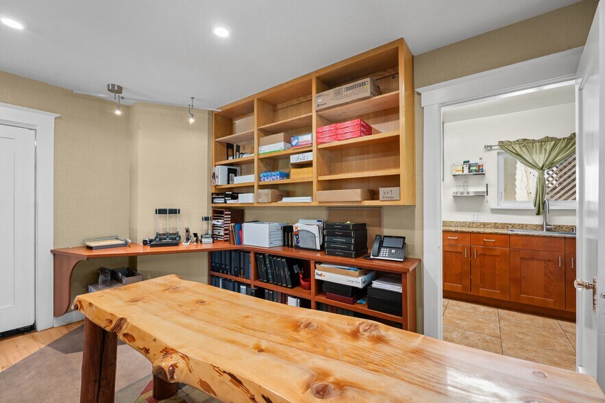 More Photos Of 10280 Donner Pass Rd, Truckee Office Residential For Sale