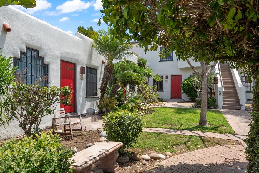 More Photos Of 3933-3945 Hamilton St, San Diego Apartments For Sale