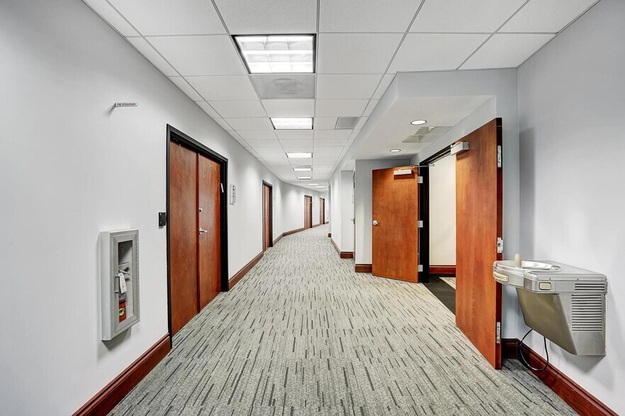 More Photos Of 351 SW 136th Ave, Davie Office For Lease