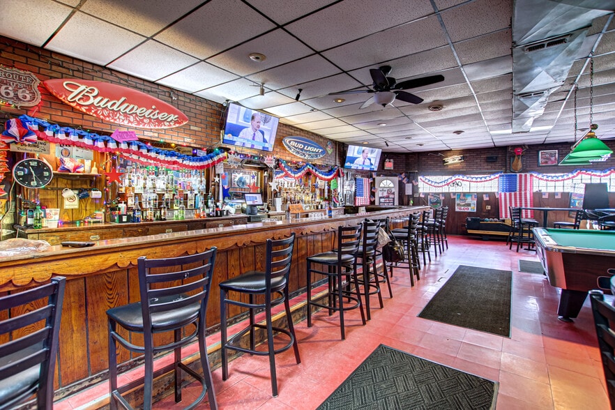 More Photos Of 6602 Harvard Ave, Cleveland General Retail For Sale