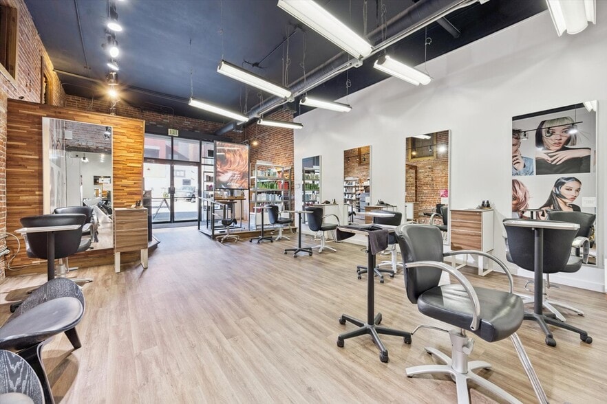 More Photos Of 3390 W 32nd Ave, Denver Storefront For Lease