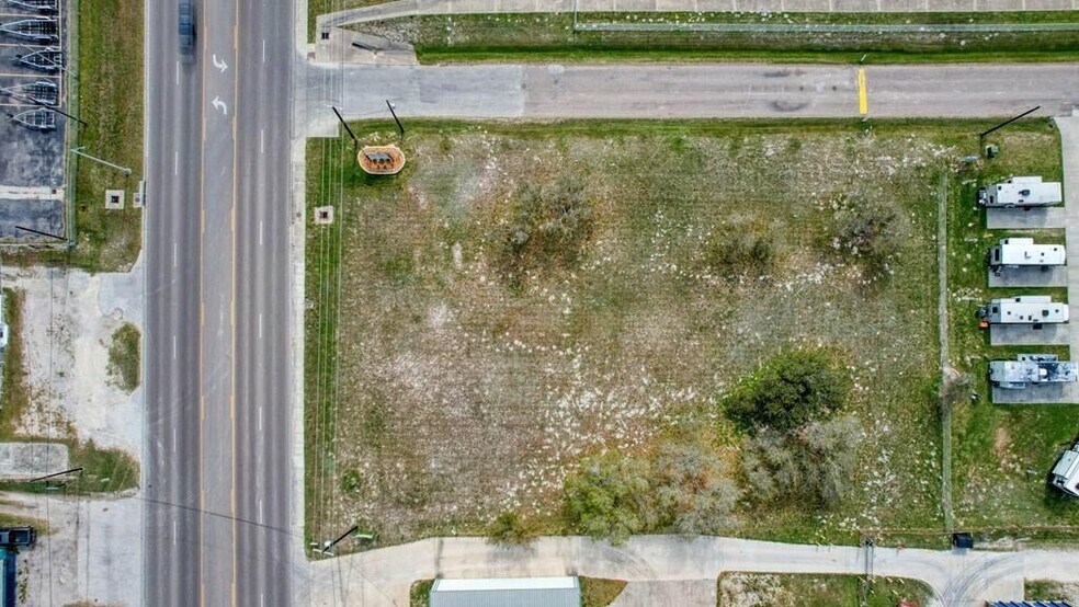 More Photos Of Wheeler Ave @ Ave C, Aransas Pass Land For Sale