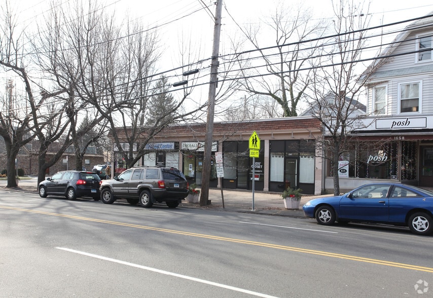 More Photos Of 1648-1656 Whitney Ave, Hamden Storefront For Sale