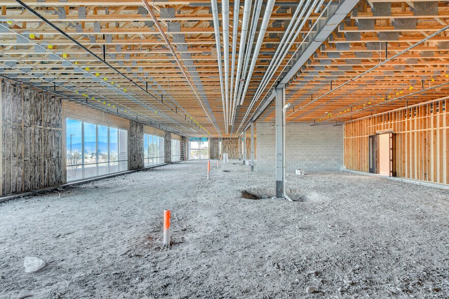 More Photos Of 1301 Seven Hills Drive, Henderson Medical For Sale