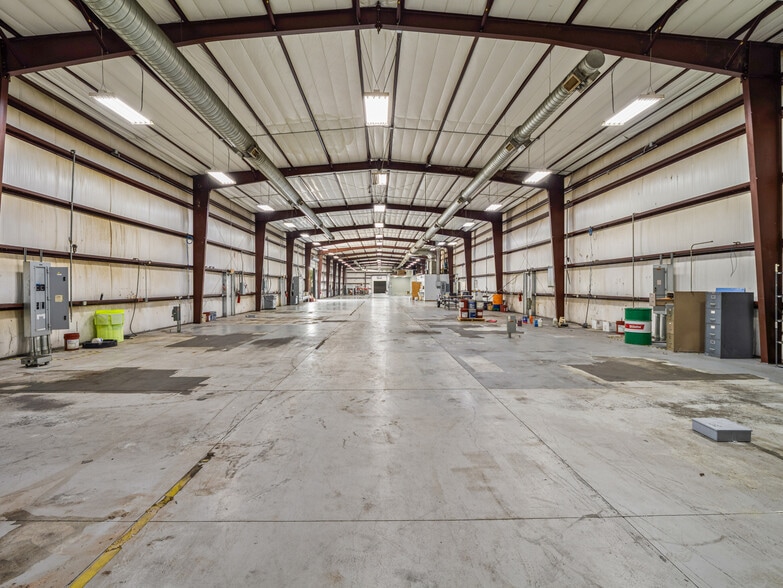 More Photos Of 716 Columbus Ave, Melbourne Manufacturing For Lease