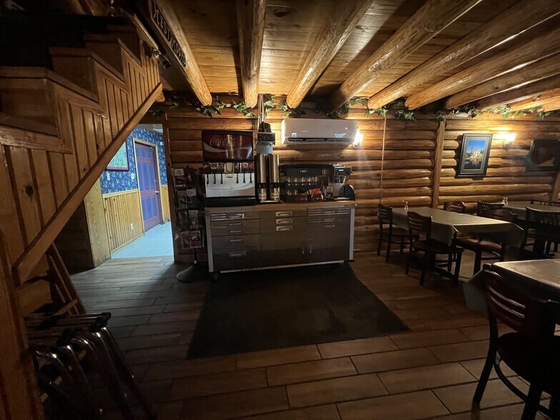 More Photos Of 1150 US-71 HWY, Mena Restaurant For Sale