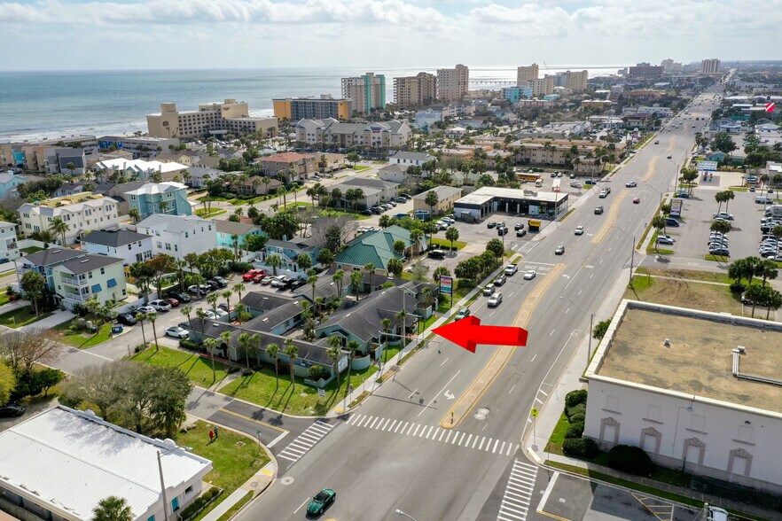 More Photos Of 1817-1835 N 3rd St, Jacksonville Beach Office For Lease