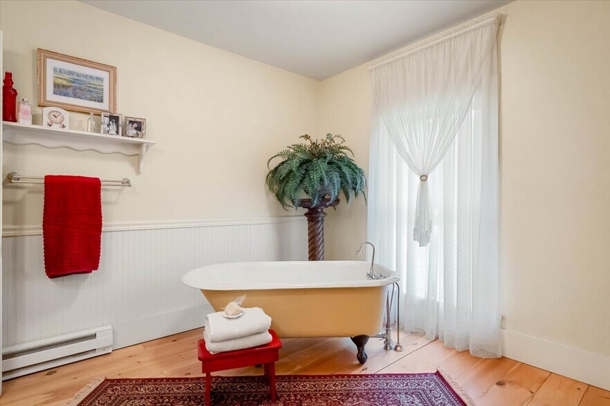More Photos Of 44510 State 96 Hwy, Seiad Valley Land For Sale