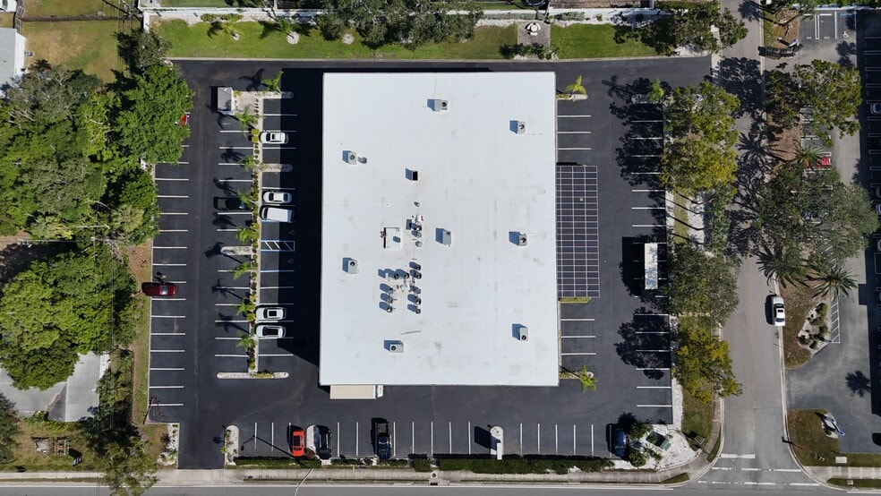 More Photos Of 7901 4th St N, Saint Petersburg Medical For Lease