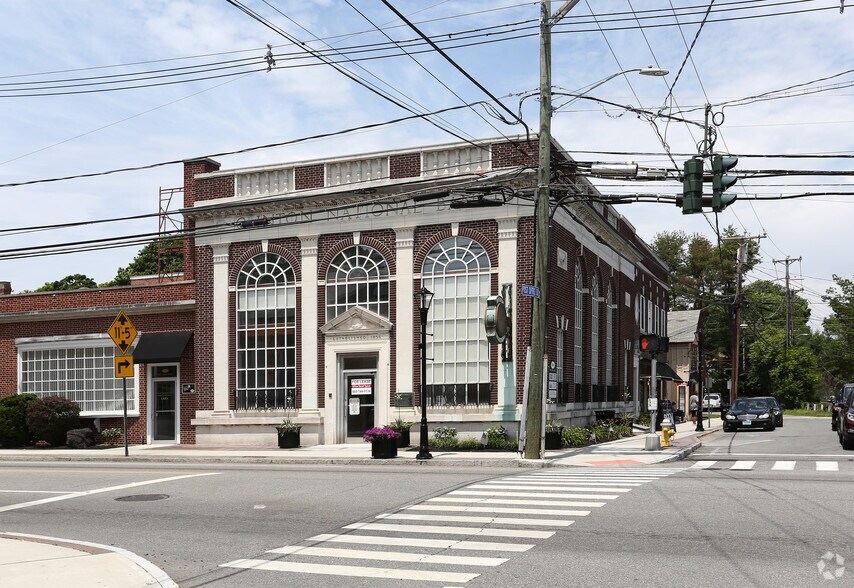 More Photos Of 1 W Main St, Clinton Storefront Retail Office For Lease