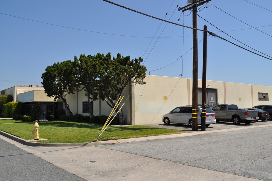 Primary Photo Of 8528 Dice Rd, Santa Fe Springs Manufacturing For Sale