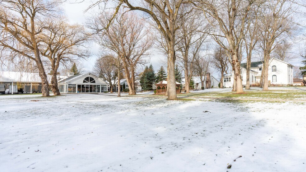 More Photos Of 271 Columbia Ave, Depew Lodge Meeting Hall For Sale