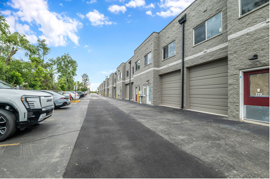 More Photos Of 600 Waukegan Rd, Northbrook Flex For Lease