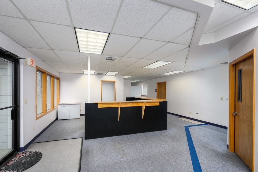 More Photos Of 2260-2270 NE McDaniel Ln, Mcminnville Medical For Lease