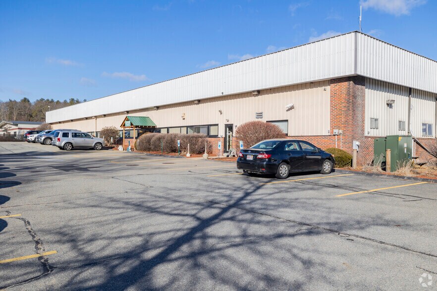 More Photos Of 525 Great Rd, Littleton Warehouse For Sale