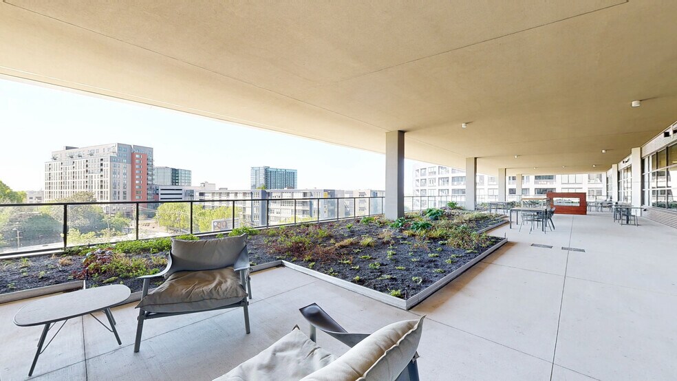 More Photos Of 1055 Howell Mill Rd, Atlanta Coworking Space