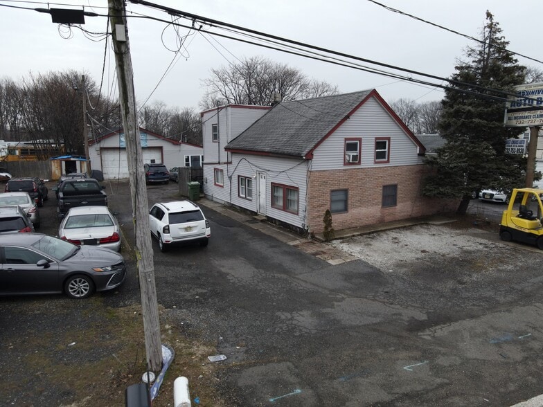 More Photos Of 2036 New Jersey 35, South Amboy Auto Repair For Sale