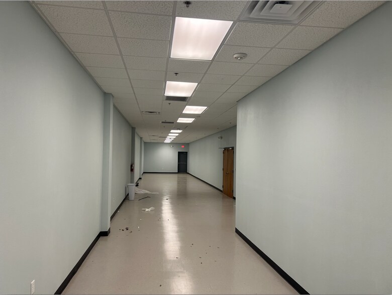 More Photos Of 760 Jim Wright Fwy, Fort Worth Industrial For Sale