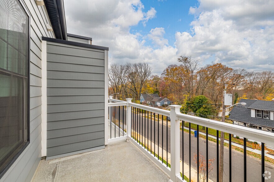 More Photos Of 99 N White Horse Pike, Somerdale Apartments For Sale