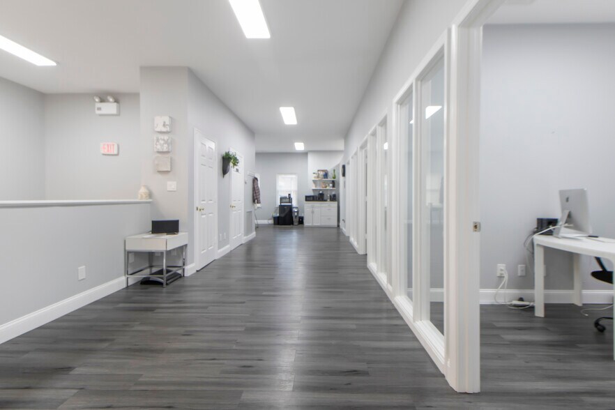 More Photos Of 4200 Evergreen Ln, Annandale Medical For Sale