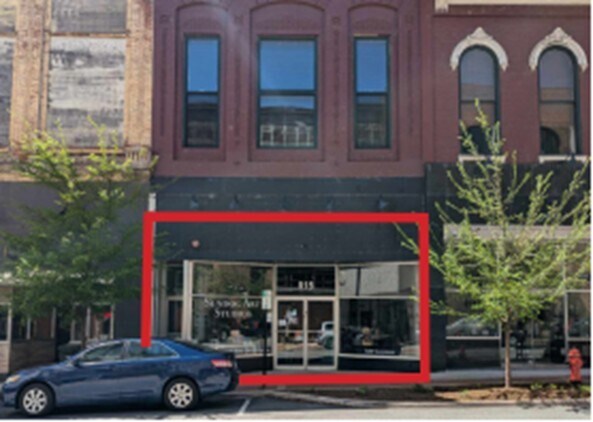 Primary Photo Of 815 Main St, Lynchburg Storefront Retail Office For Lease