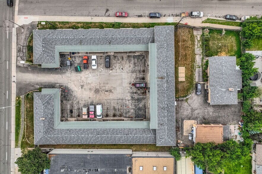 More Photos Of 9600 W Colfax Ave, Lakewood Hotel For Sale