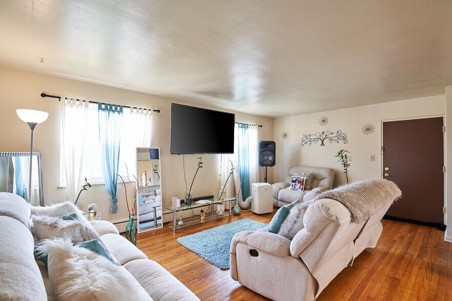 More Photos Of 1608 Coventry Rd, Cleveland Apartments For Sale