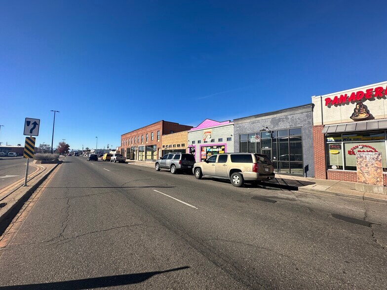 More Photos Of 9537 E Colfax Ave, Aurora Storefront For Lease