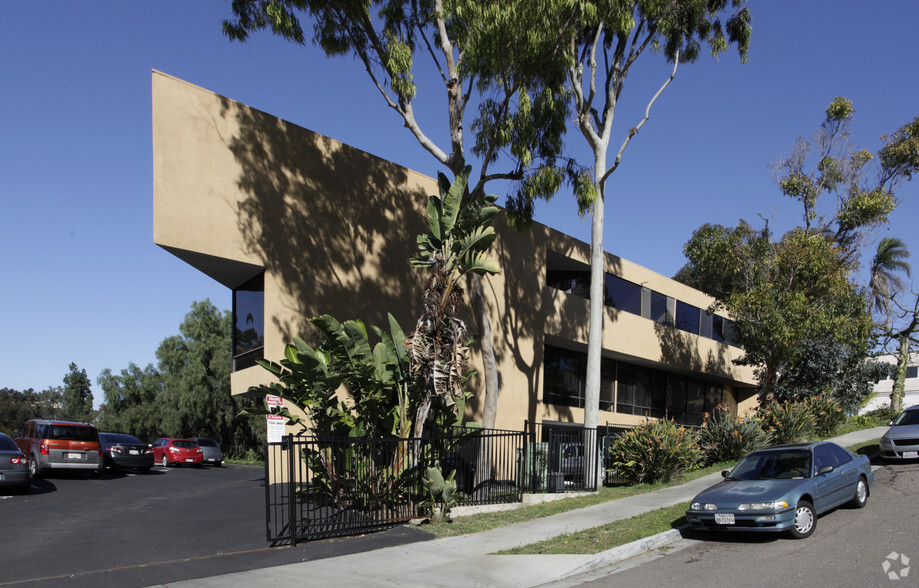 Primary Photo Of 2900 4th Ave, San Diego Office Residential For Lease