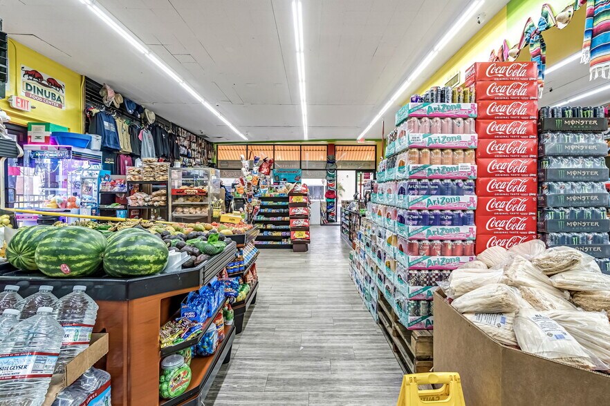 More Photos Of 217 S L St, Dinuba Freestanding For Sale