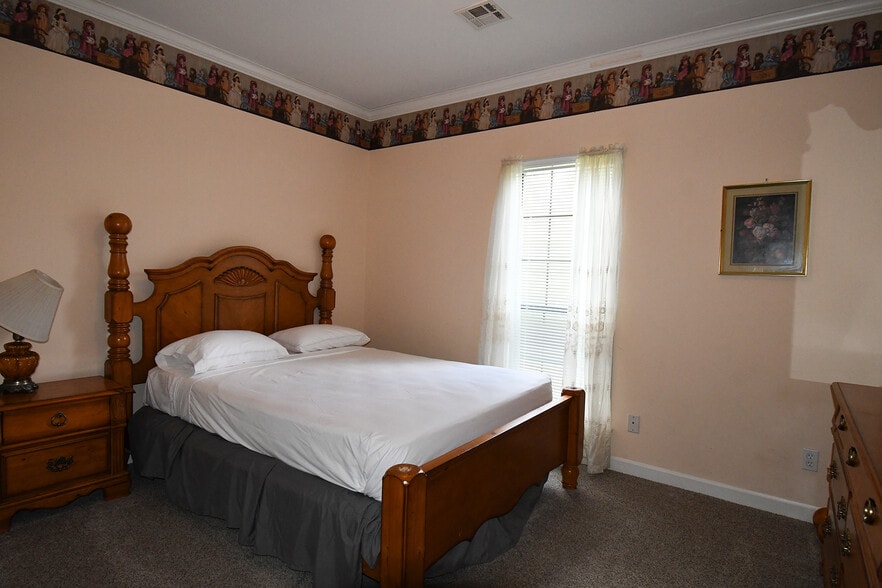 More Photos Of 7687 OK-10, Tahlequah Hospitality For Sale