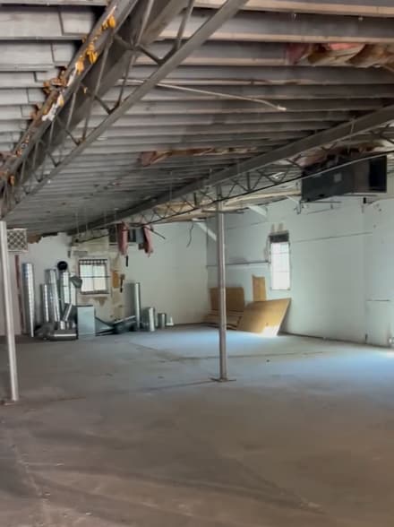 More Photos Of 1724 W 2nd St, Santa Ana Warehouse For Sale