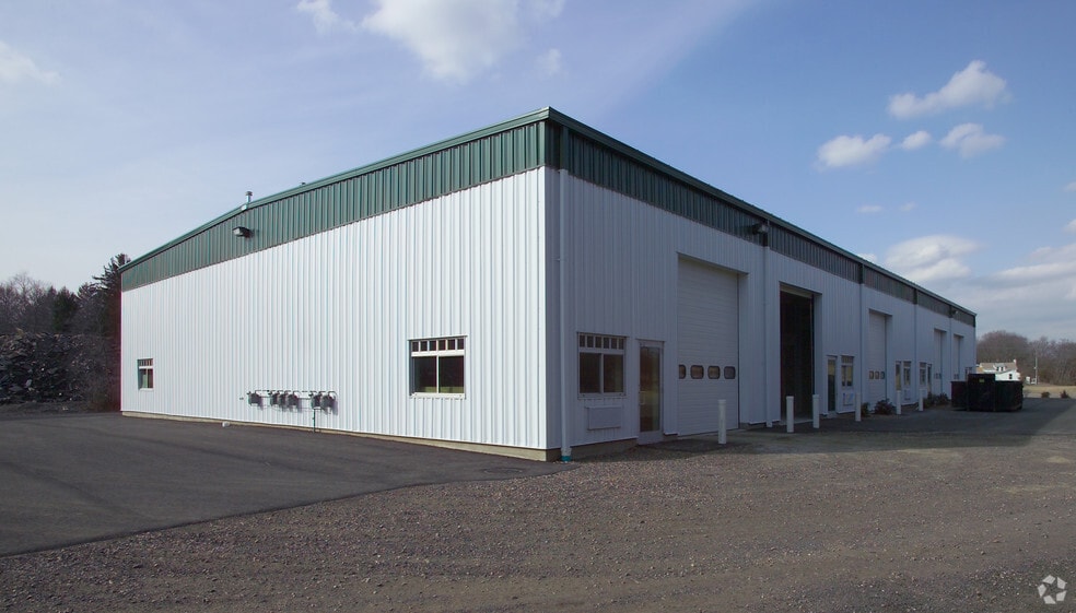 More Photos Of 46 Plains Rd, Essex Light Distribution For Lease